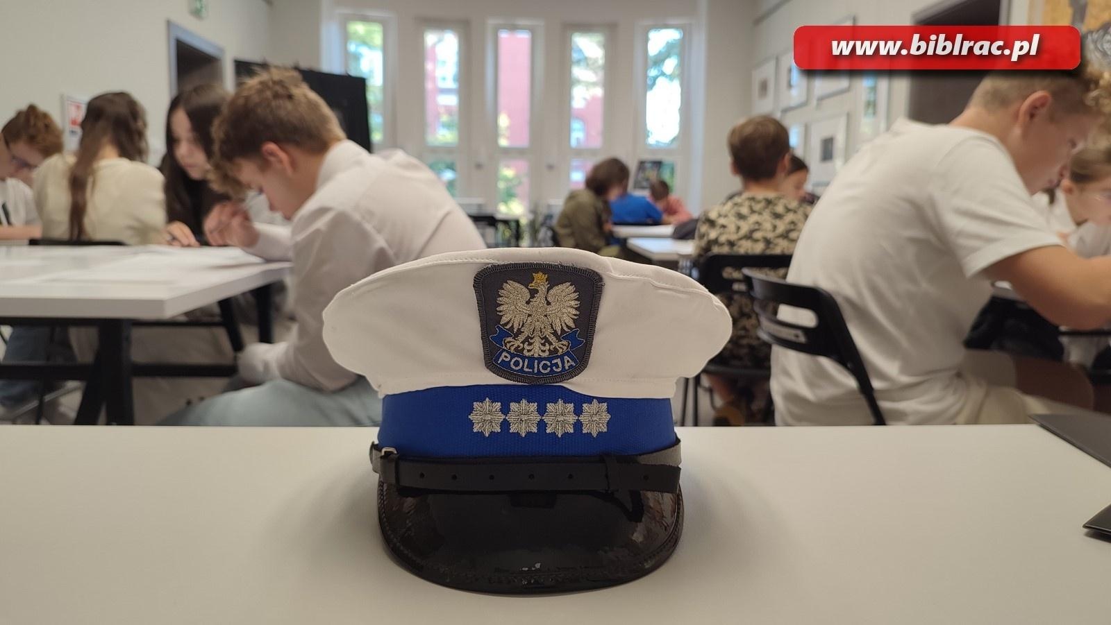 Zdjęcie w galerii na portalu naszraciborz.pl: Konkurs wiedzy o ruchu drogowym. Znamy laureatów wiadomości z regionu