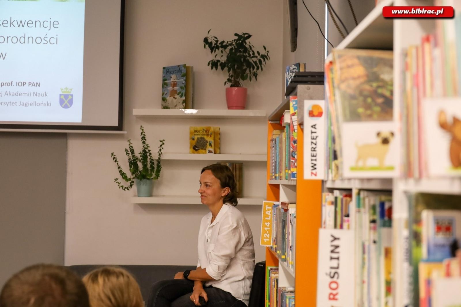 Zdjęcie w galerii na portalu naszraciborz.pl: Co w trawie NIE piszczy? Wykład dr Agnieszki Bednarskiej na zakończenie projektu wiadomości z regionu