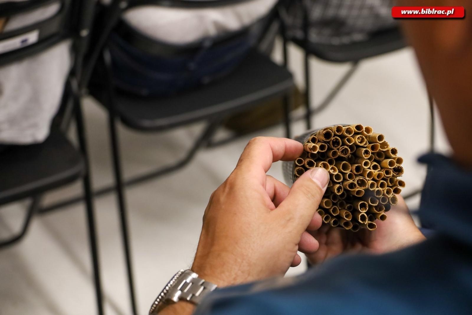 Zdjęcie w galerii na portalu naszraciborz.pl: Co w trawie NIE piszczy? Wykład dr Agnieszki Bednarskiej na zakończenie projektu wiadomości z regionu