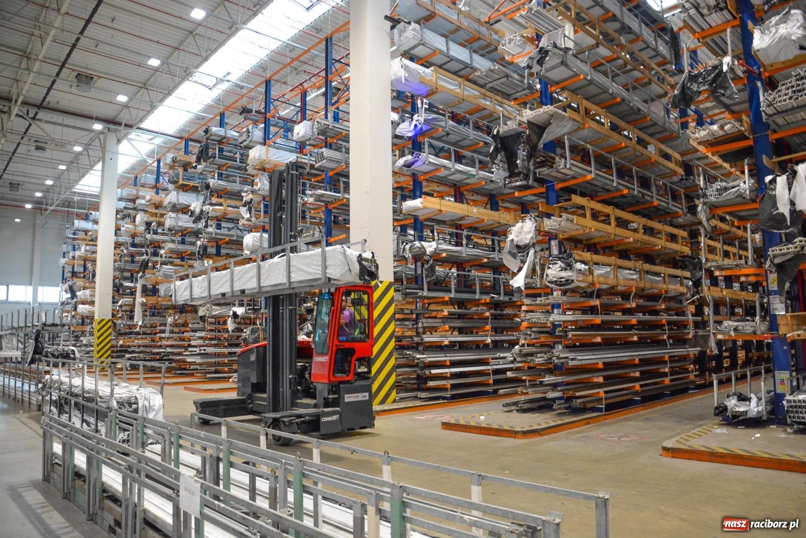 Zdjęcie w galerii na portalu naszraciborz.pl: Prezes Eko-Okien o sprzedaży w 2023 r., strefie biznesu w Raciborzu i pakiecie akcji Rafako wiadomości z regionu