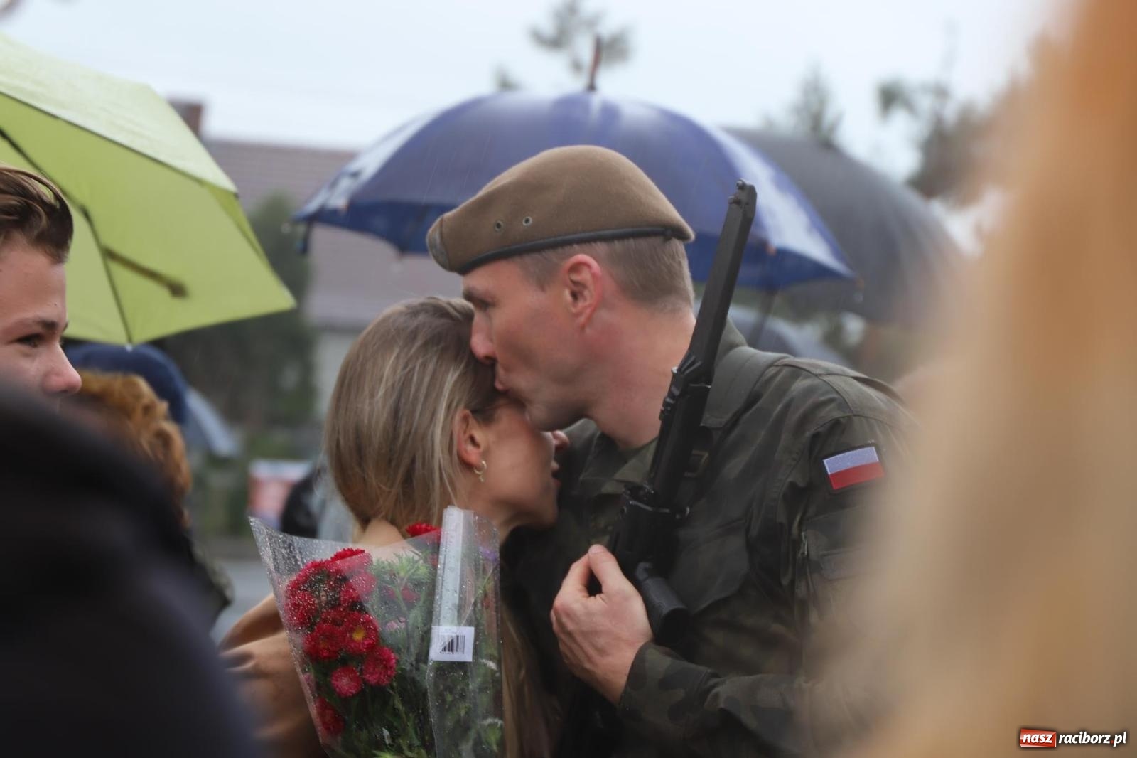 Zdjęcie w galerii na portalu naszraciborz.pl: Pierwsze takie wydarzenie w historii. Przysięga wojskowa w Kuźni Raciborskiej [FOTO i WIDEO] wiadomości z regionu