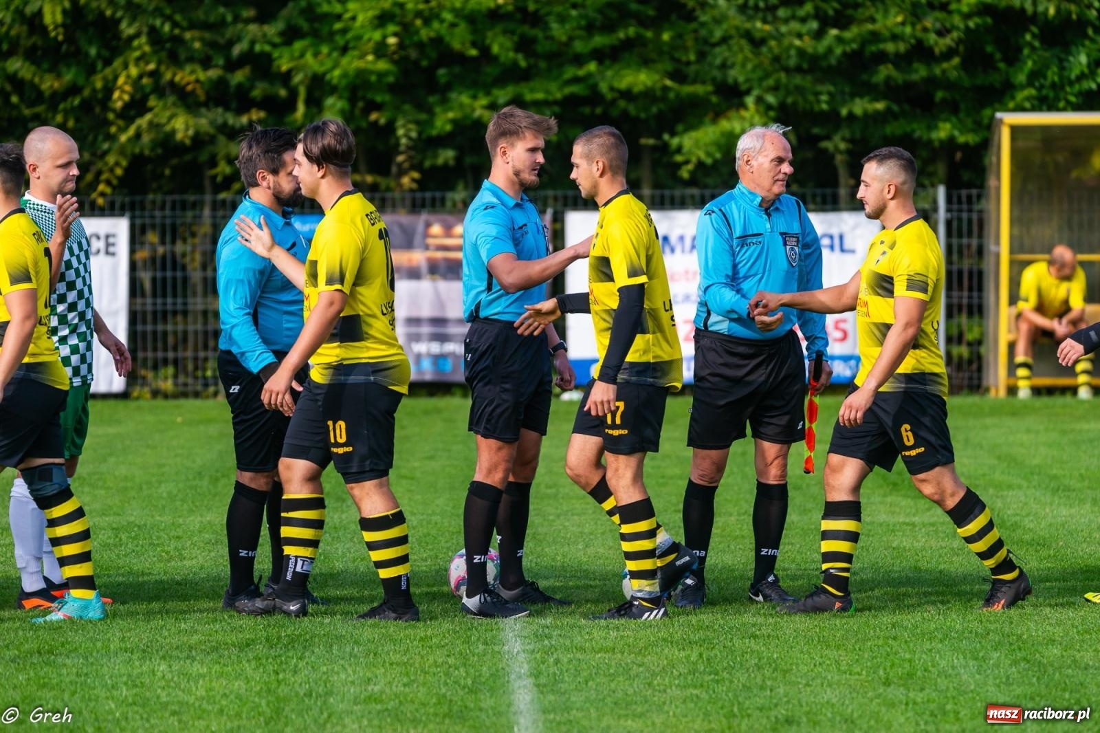 Zdjęcie w galerii na portalu naszraciborz.pl: Wyrównane spotkanie przy Tuwima. Ocice górą [FOTO] wiadomości z regionu