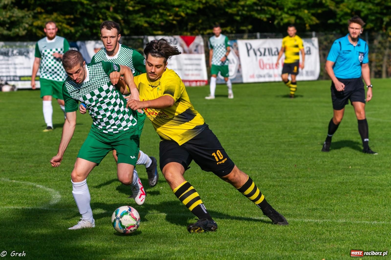 Zdjęcie w galerii na portalu naszraciborz.pl: Wyrównane spotkanie przy Tuwima. Ocice górą [FOTO] wiadomości z regionu