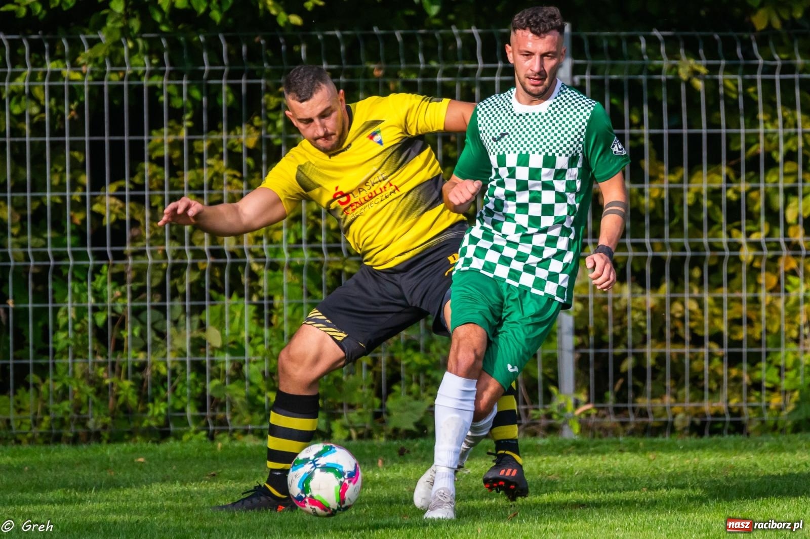 Zdjęcie w galerii na portalu naszraciborz.pl: Wyrównane spotkanie przy Tuwima. Ocice górą [FOTO] wiadomości z regionu