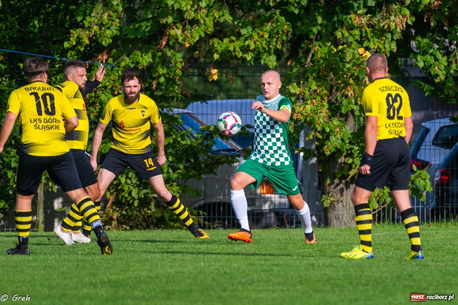 Zdjęcie w galerii na portalu naszraciborz.pl: Wyrównane spotkanie przy Tuwima. Ocice górą [FOTO] wiadomości z regionu