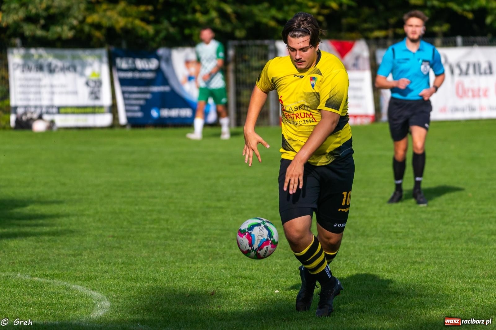 Zdjęcie w galerii na portalu naszraciborz.pl: Wyrównane spotkanie przy Tuwima. Ocice górą [FOTO] wiadomości z regionu