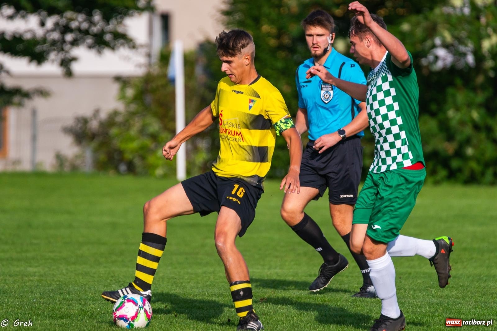Zdjęcie w galerii na portalu naszraciborz.pl: Wyrównane spotkanie przy Tuwima. Ocice górą [FOTO] wiadomości z regionu