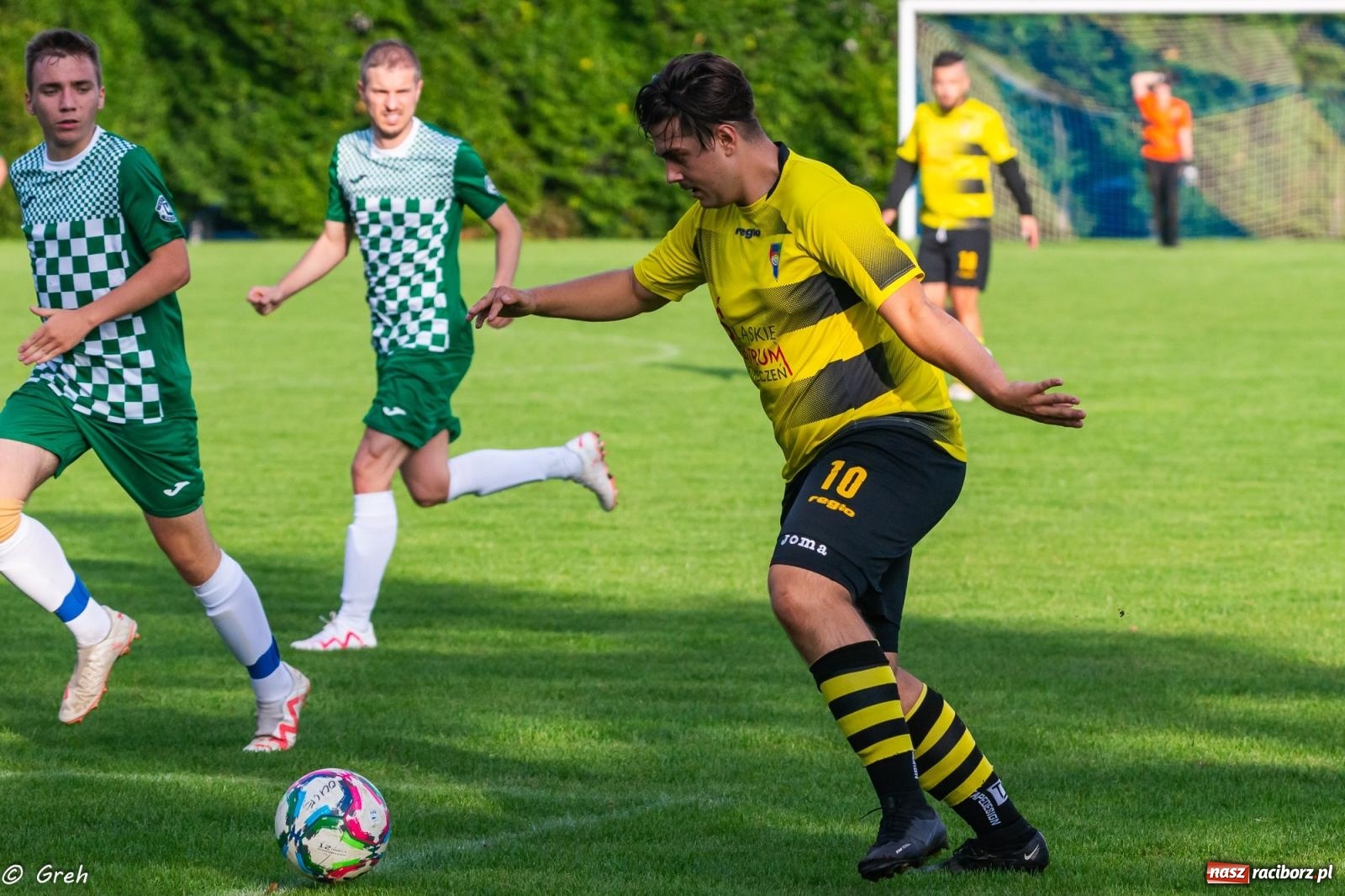 Zdjęcie w galerii na portalu naszraciborz.pl: Wyrównane spotkanie przy Tuwima. Ocice górą [FOTO] wiadomości z regionu