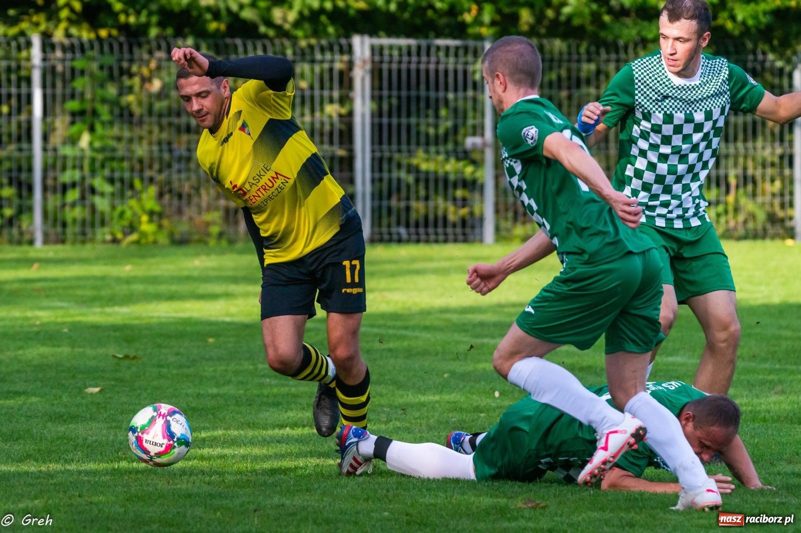 Zdjęcie w galerii na portalu naszraciborz.pl: Wyrównane spotkanie przy Tuwima. Ocice górą [FOTO] wiadomości z regionu