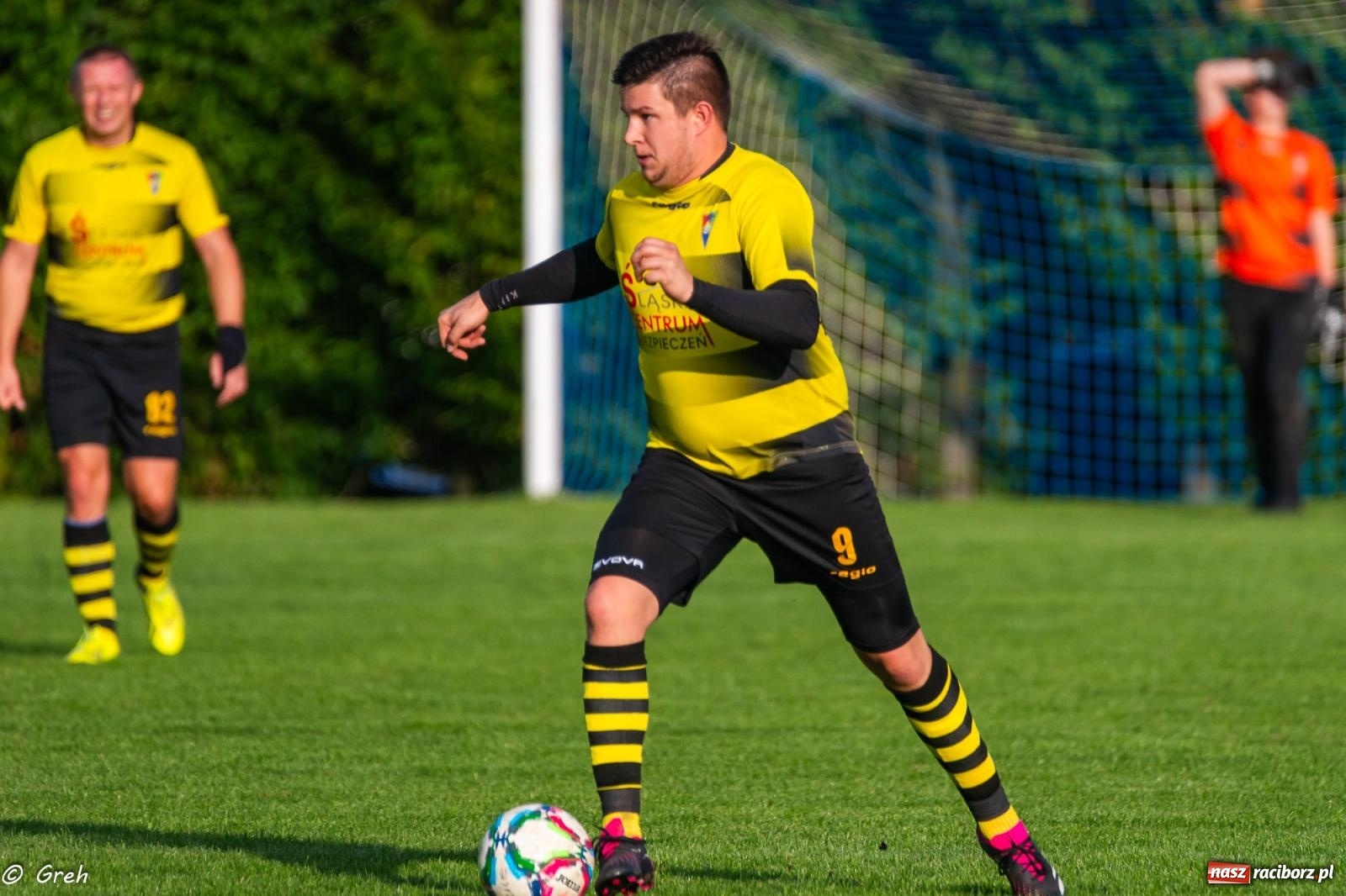 Zdjęcie w galerii na portalu naszraciborz.pl: Wyrównane spotkanie przy Tuwima. Ocice górą [FOTO] wiadomości z regionu