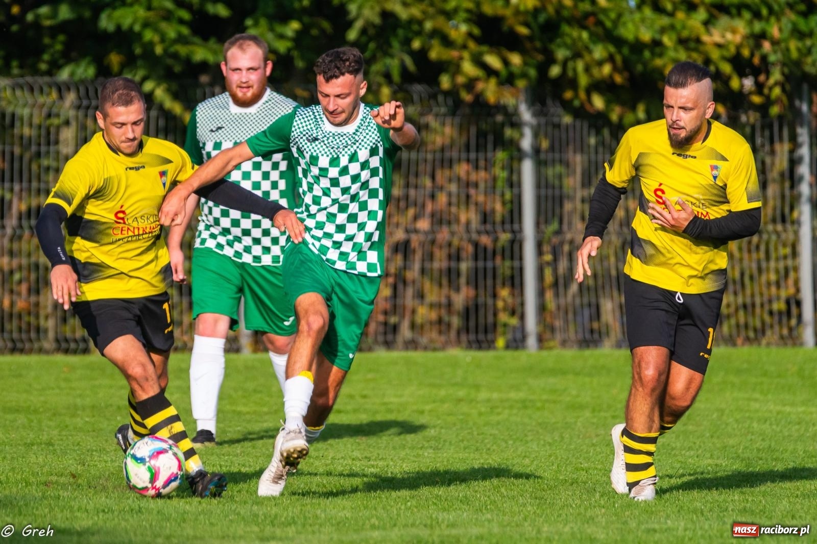 Zdjęcie w galerii na portalu naszraciborz.pl: Wyrównane spotkanie przy Tuwima. Ocice górą [FOTO] wiadomości z regionu