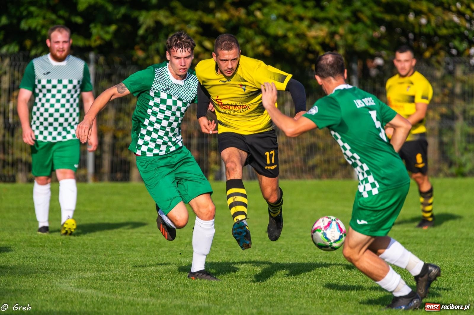 Zdjęcie w galerii na portalu naszraciborz.pl: Wyrównane spotkanie przy Tuwima. Ocice górą [FOTO] wiadomości z regionu
