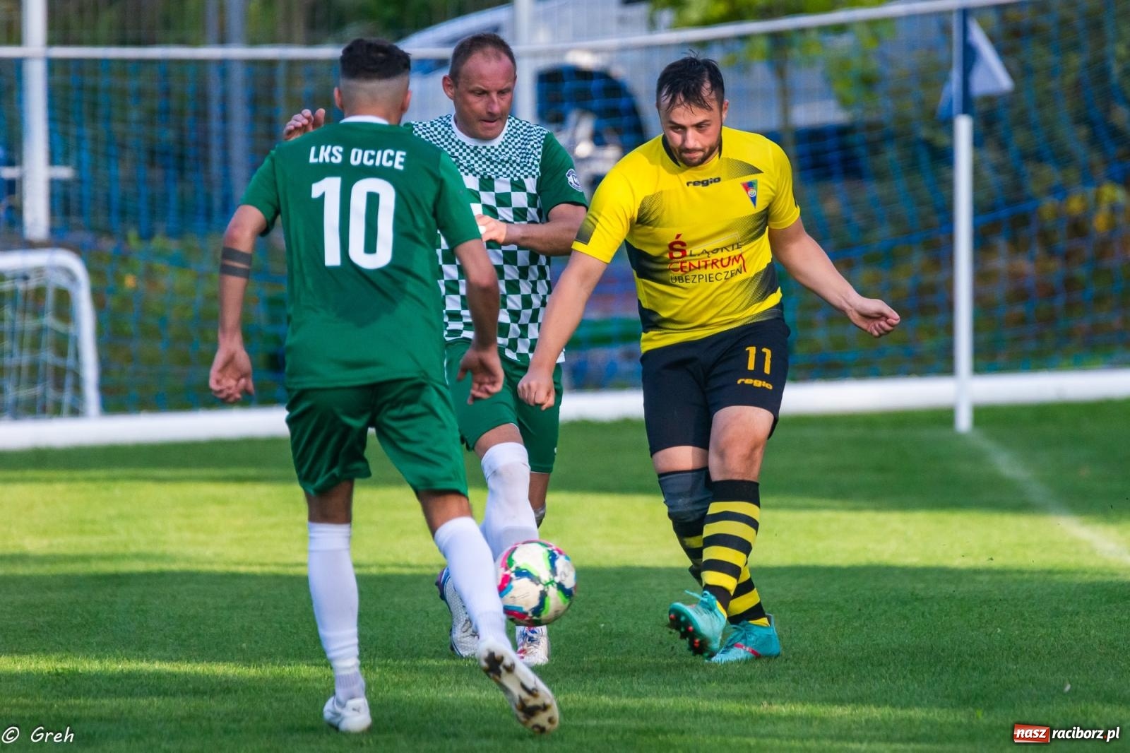 Zdjęcie w galerii na portalu naszraciborz.pl: Wyrównane spotkanie przy Tuwima. Ocice górą [FOTO] wiadomości z regionu