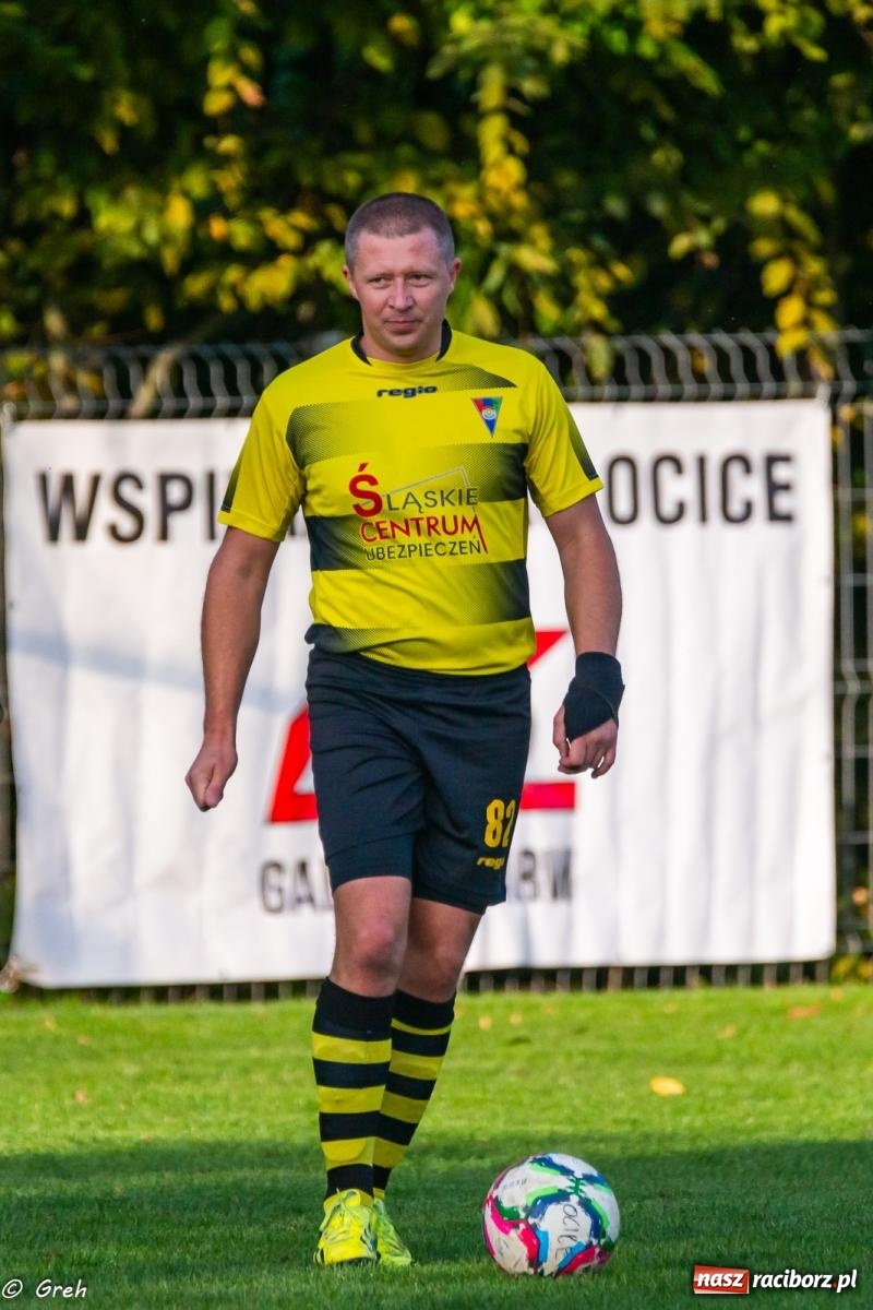 Zdjęcie w galerii na portalu naszraciborz.pl: Wyrównane spotkanie przy Tuwima. Ocice górą [FOTO] wiadomości z regionu