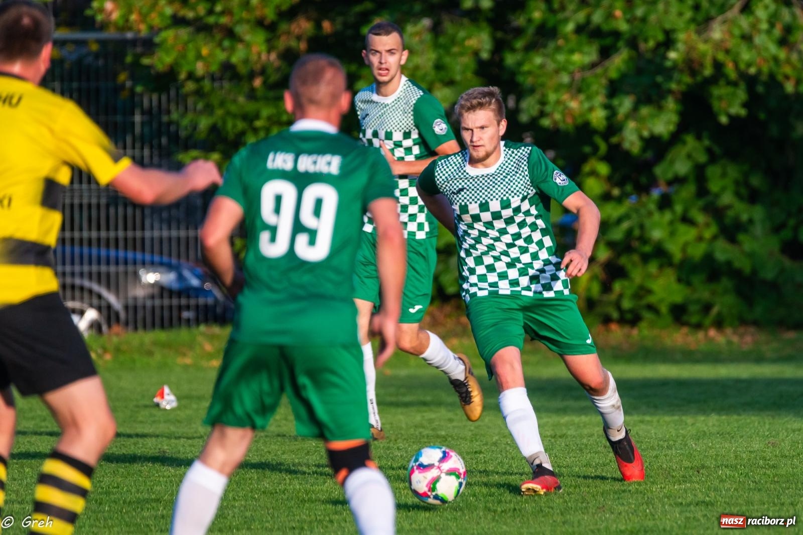 Zdjęcie w galerii na portalu naszraciborz.pl: Wyrównane spotkanie przy Tuwima. Ocice górą [FOTO] wiadomości z regionu