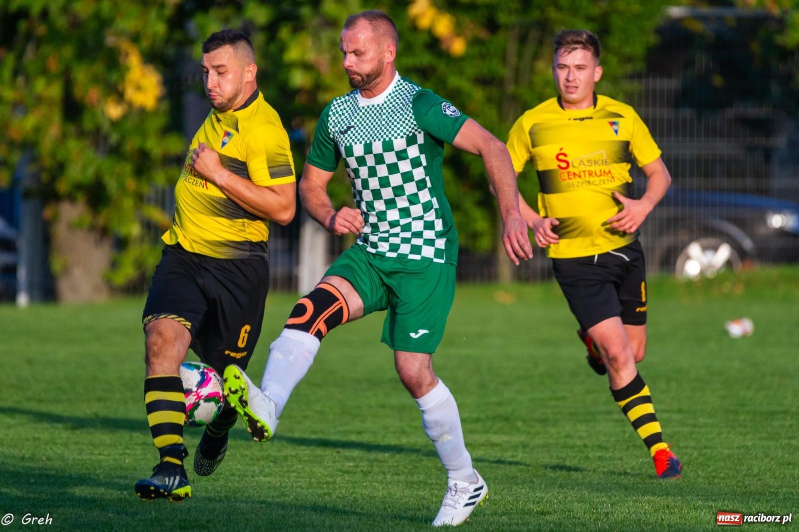 Zdjęcie w galerii na portalu naszraciborz.pl: Wyrównane spotkanie przy Tuwima. Ocice górą [FOTO] wiadomości z regionu