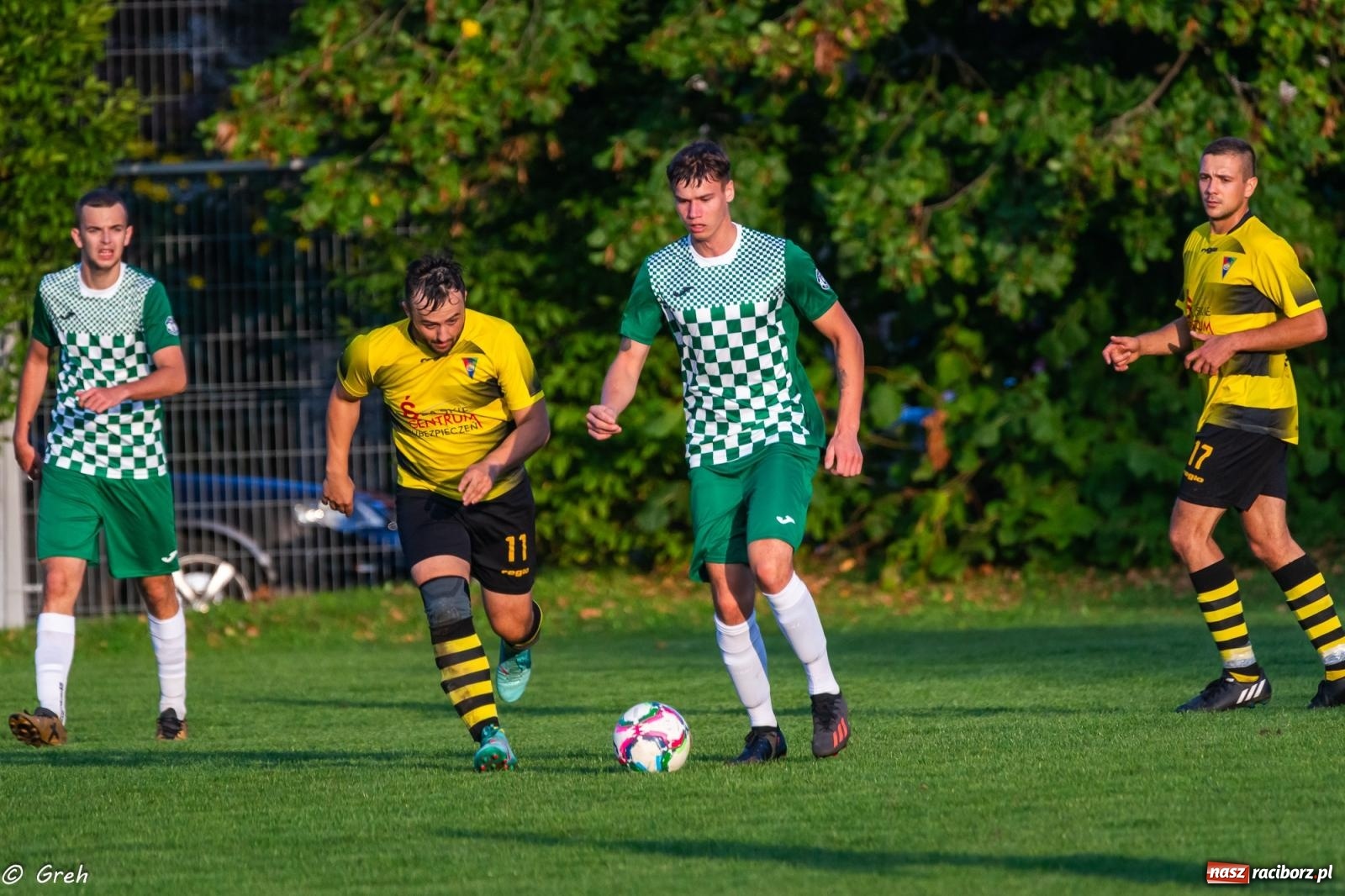 Zdjęcie w galerii na portalu naszraciborz.pl: Wyrównane spotkanie przy Tuwima. Ocice górą [FOTO] wiadomości z regionu