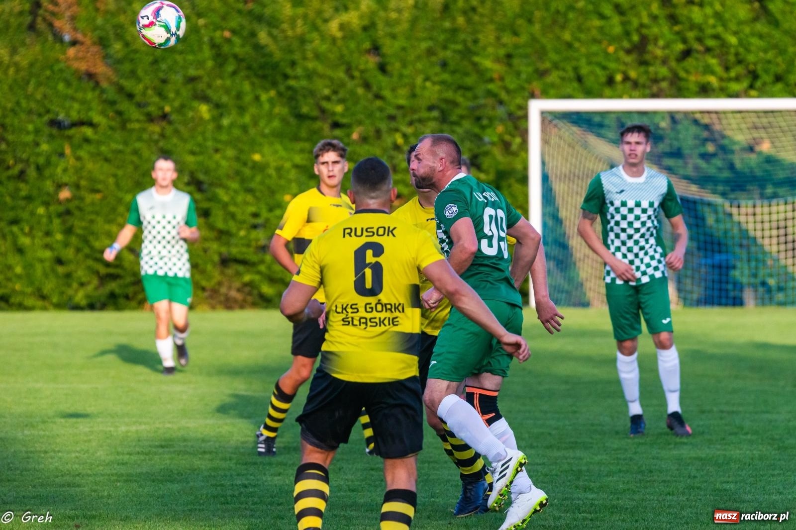 Zdjęcie w galerii na portalu naszraciborz.pl: Wyrównane spotkanie przy Tuwima. Ocice górą [FOTO] wiadomości z regionu
