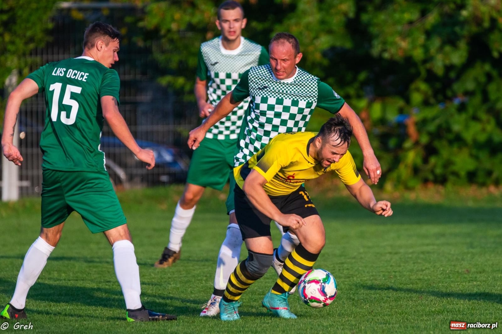Zdjęcie w galerii na portalu naszraciborz.pl: Wyrównane spotkanie przy Tuwima. Ocice górą [FOTO] wiadomości z regionu