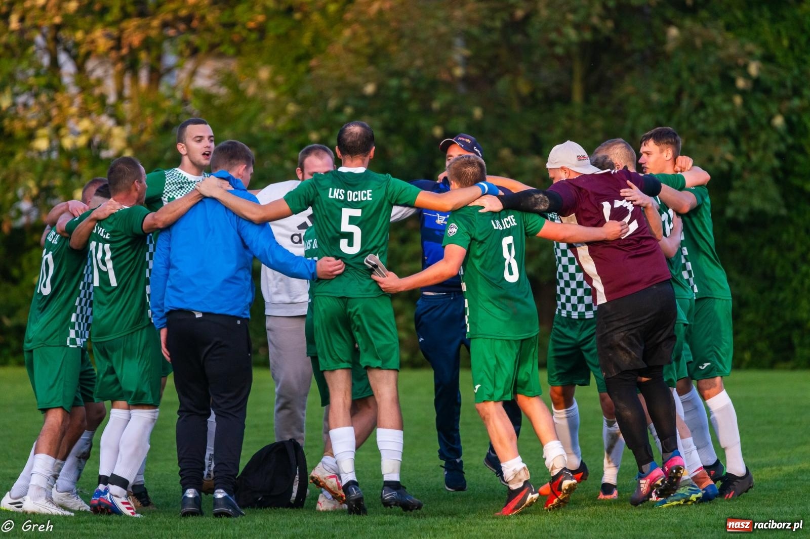 Zdjęcie w galerii na portalu naszraciborz.pl: Wyrównane spotkanie przy Tuwima. Ocice górą [FOTO] wiadomości z regionu