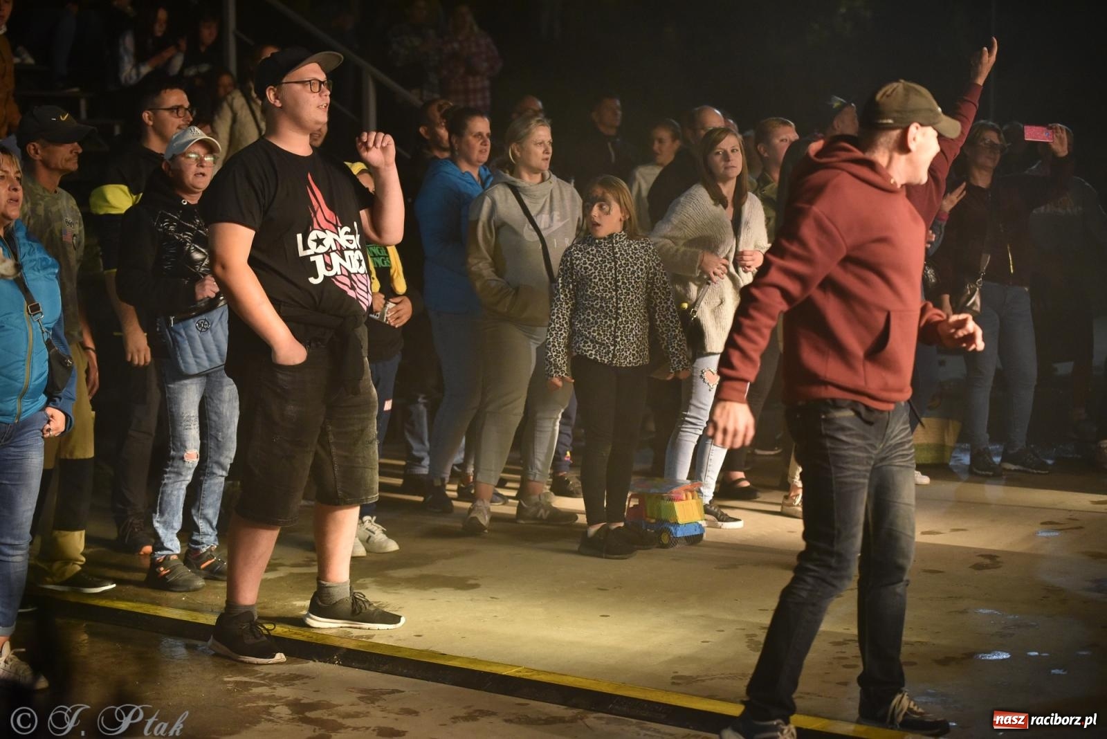 Zdjęcie w galerii na portalu naszraciborz.pl: Finał lata i zbiórka dla Tomka. Pomoc musi trwać [FOTO i WIDEO] wiadomości z regionu