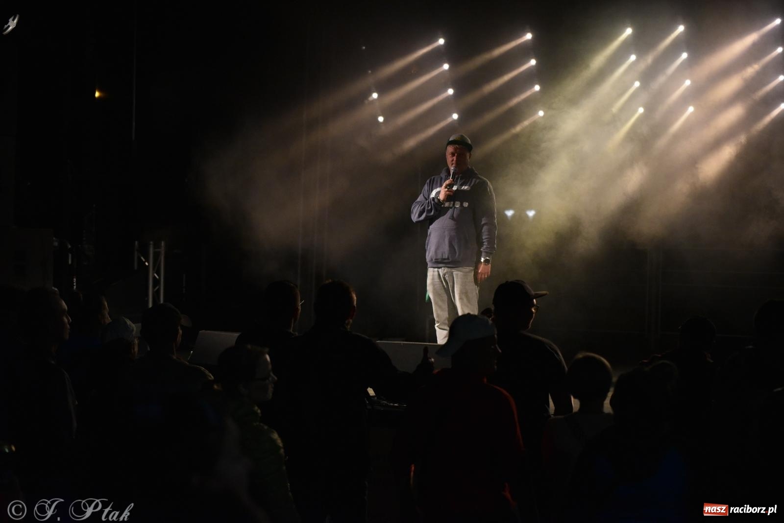 Zdjęcie w galerii na portalu naszraciborz.pl: Finał lata i zbiórka dla Tomka. Pomoc musi trwać [FOTO i WIDEO] wiadomości z regionu