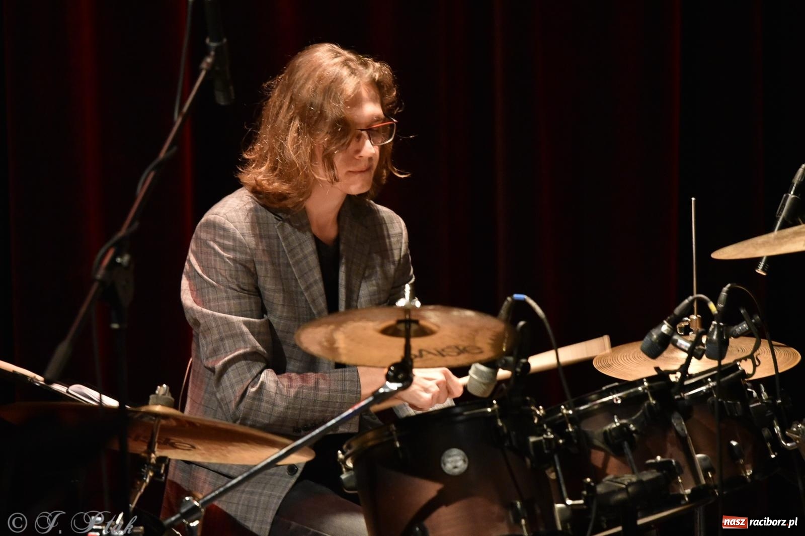 Zdjęcie w galerii na portalu naszraciborz.pl: Ivo Ciszek & VOLTAGE. Koncert Dobroczynny w RCK wiadomości z regionu