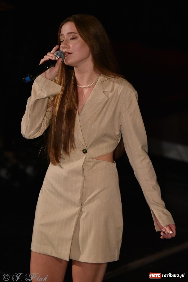 Zdjęcie w galerii na portalu naszraciborz.pl: Ivo Ciszek & VOLTAGE. Koncert Dobroczynny w RCK wiadomości z regionu