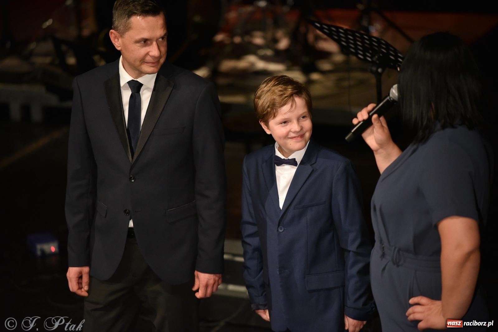 Zdjęcie w galerii na portalu naszraciborz.pl: Ivo Ciszek & VOLTAGE. Koncert Dobroczynny w RCK wiadomości z regionu