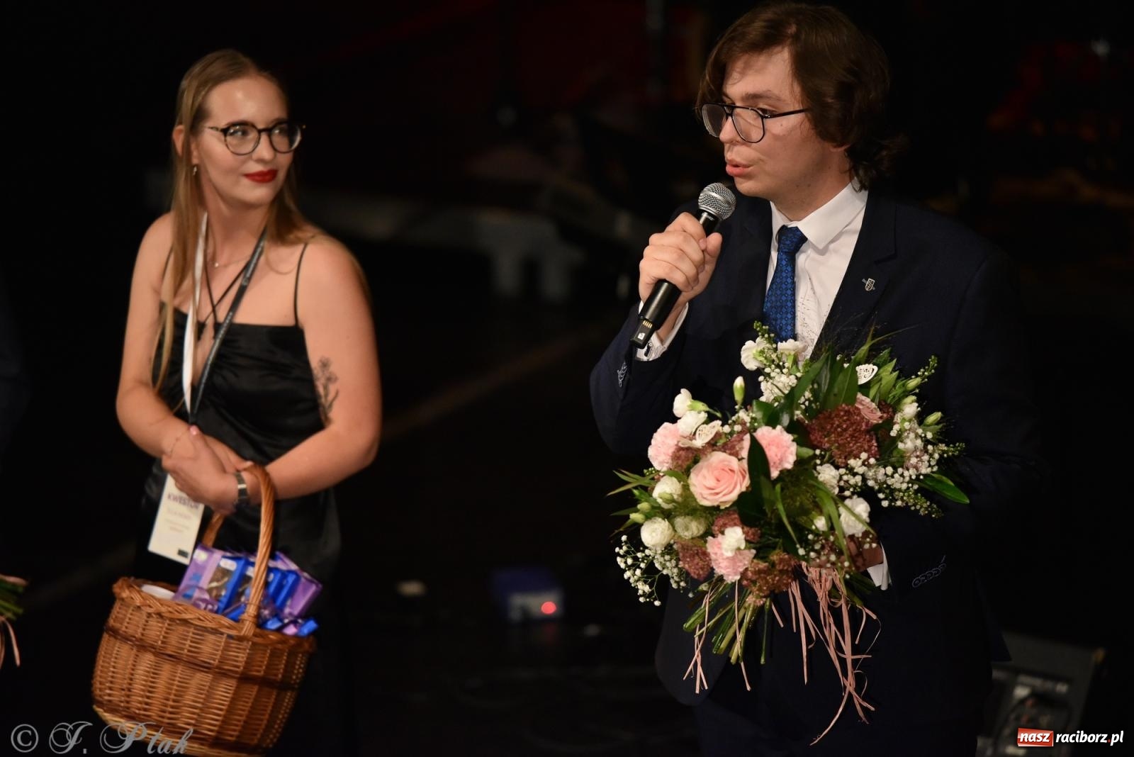 Zdjęcie w galerii na portalu naszraciborz.pl: Ivo Ciszek & VOLTAGE. Koncert Dobroczynny w RCK wiadomości z regionu