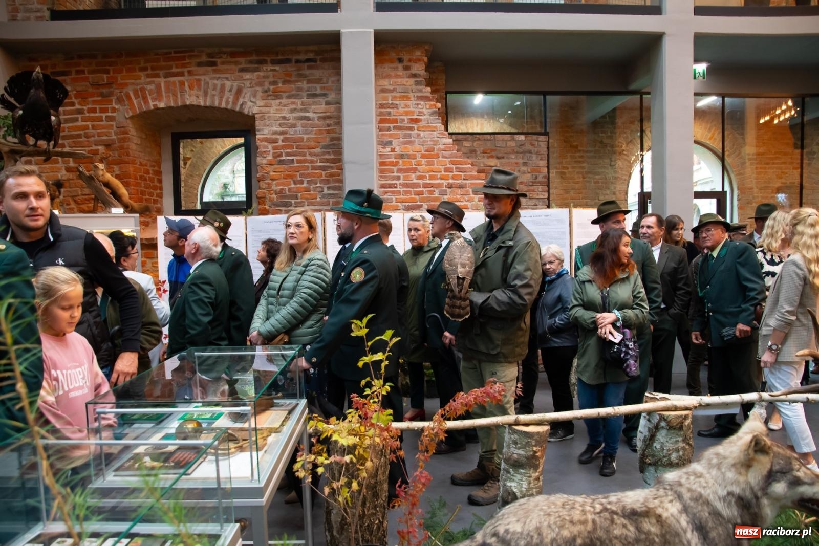 Zdjęcie w galerii na portalu naszraciborz.pl: Darz bór! Śląska brać myśliwska zjechała do Tworkowa [FOTO i WIDEO] wiadomości z regionu