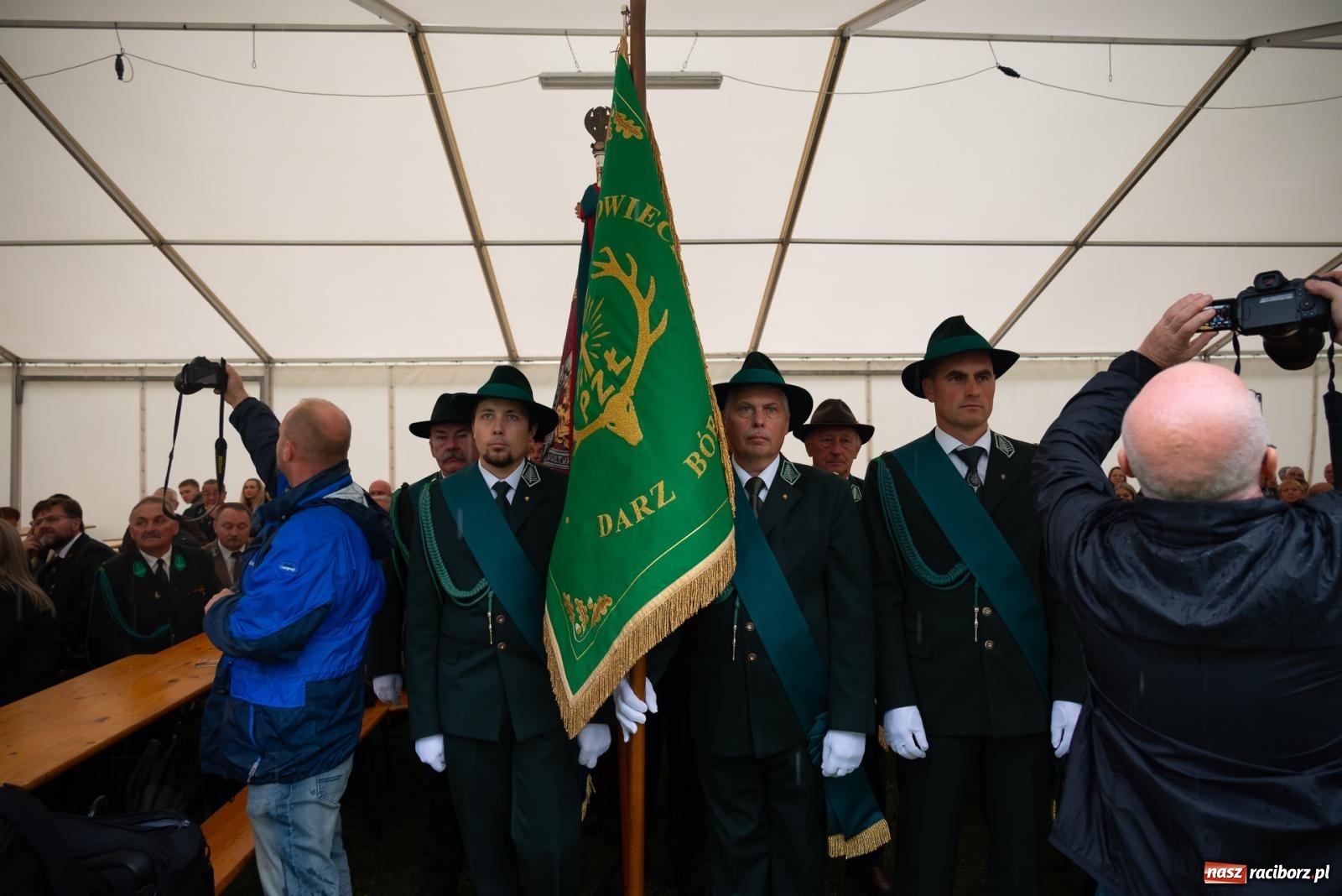 Zdjęcie w galerii na portalu naszraciborz.pl: Darz bór! Śląska brać myśliwska zjechała do Tworkowa [FOTO i WIDEO] wiadomości z regionu