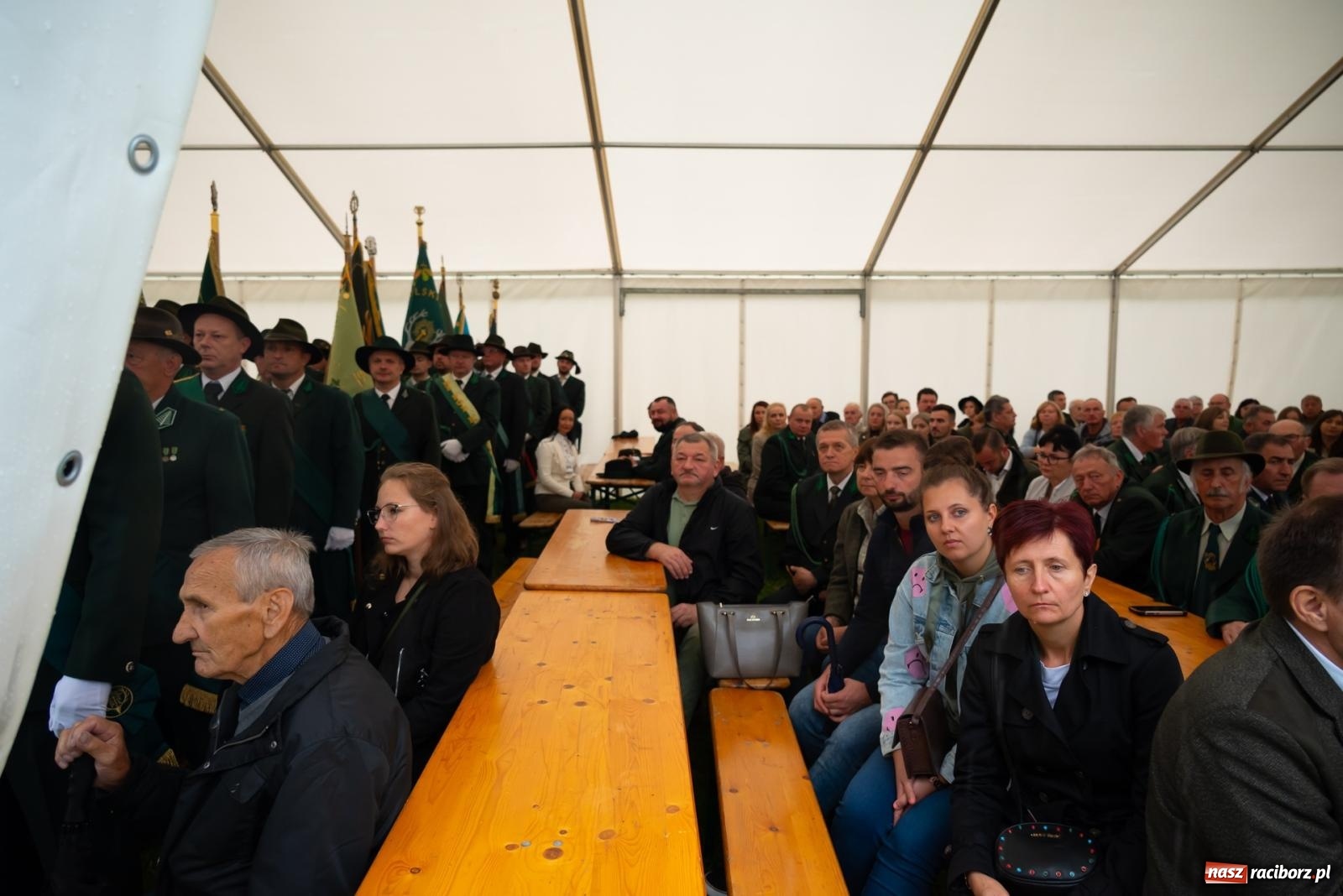 Zdjęcie w galerii na portalu naszraciborz.pl: Darz bór! Śląska brać myśliwska zjechała do Tworkowa [FOTO i WIDEO] wiadomości z regionu