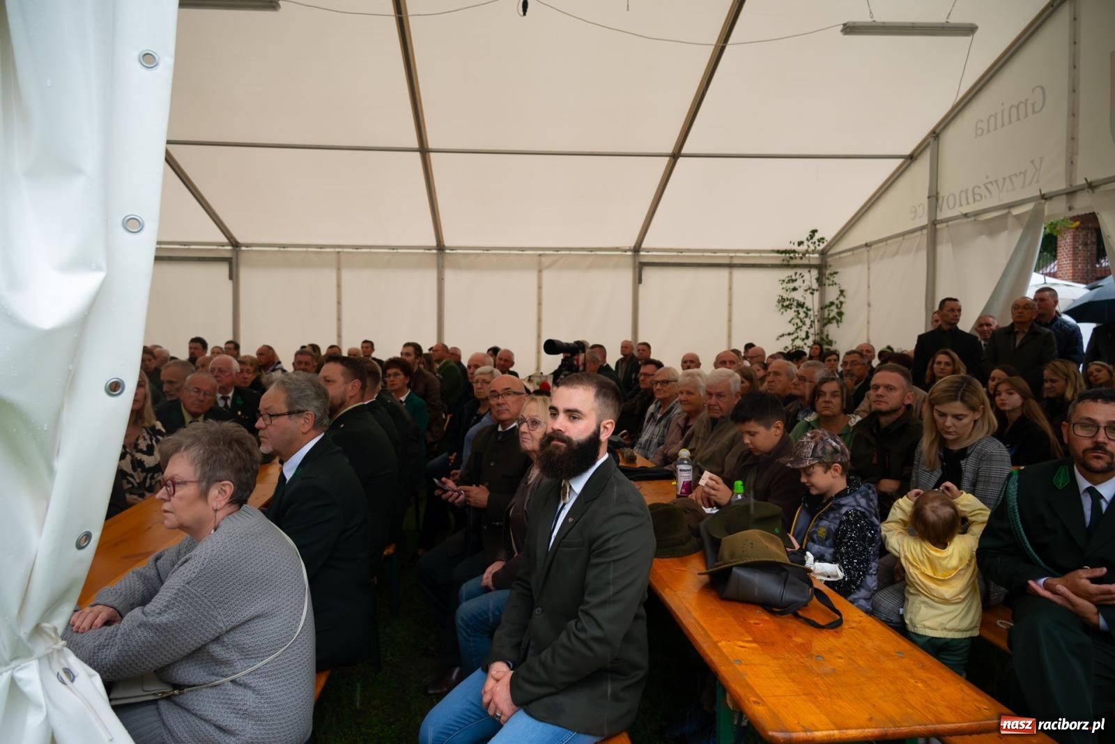 Zdjęcie w galerii na portalu naszraciborz.pl: Darz bór! Śląska brać myśliwska zjechała do Tworkowa [FOTO i WIDEO] wiadomości z regionu