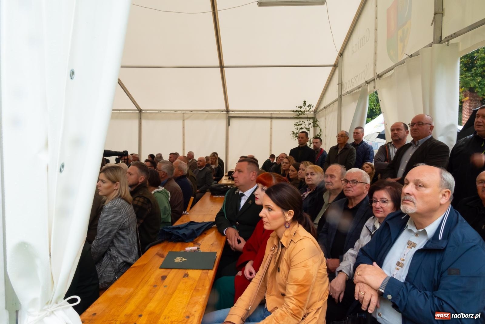 Zdjęcie w galerii na portalu naszraciborz.pl: Darz bór! Śląska brać myśliwska zjechała do Tworkowa [FOTO i WIDEO] wiadomości z regionu