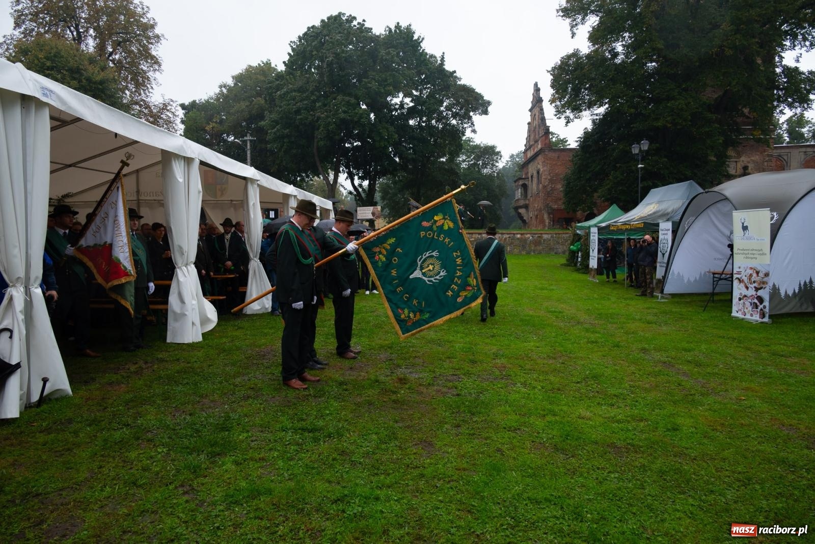 Zdjęcie w galerii na portalu naszraciborz.pl: Darz bór! Śląska brać myśliwska zjechała do Tworkowa [FOTO i WIDEO] wiadomości z regionu