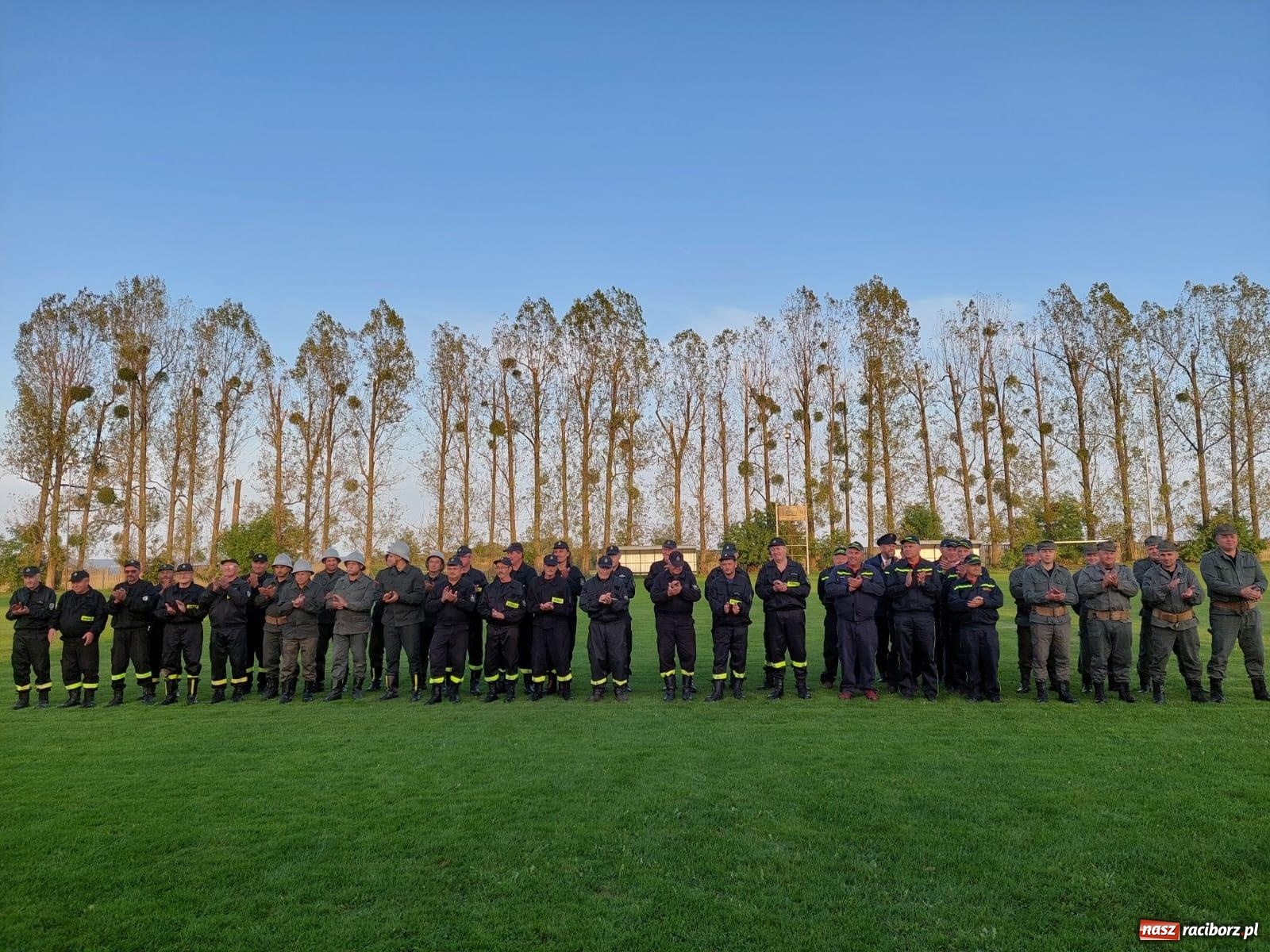 Zdjęcie w galerii na portalu naszraciborz.pl: Seniorzy z Owsiszcz najlepsi w strażackiej rywalizacji [FOTO i WIDEO] wiadomości z regionu