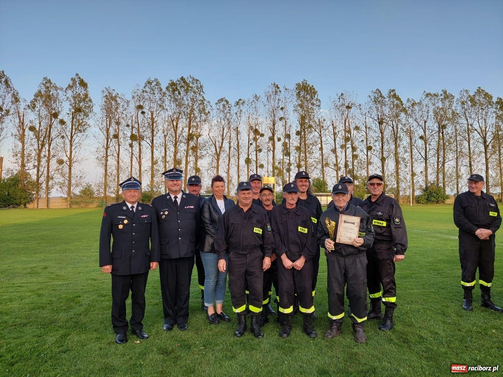 Zdjęcie w galerii na portalu naszraciborz.pl: Seniorzy z Owsiszcz najlepsi w strażackiej rywalizacji [FOTO i WIDEO] wiadomości z regionu