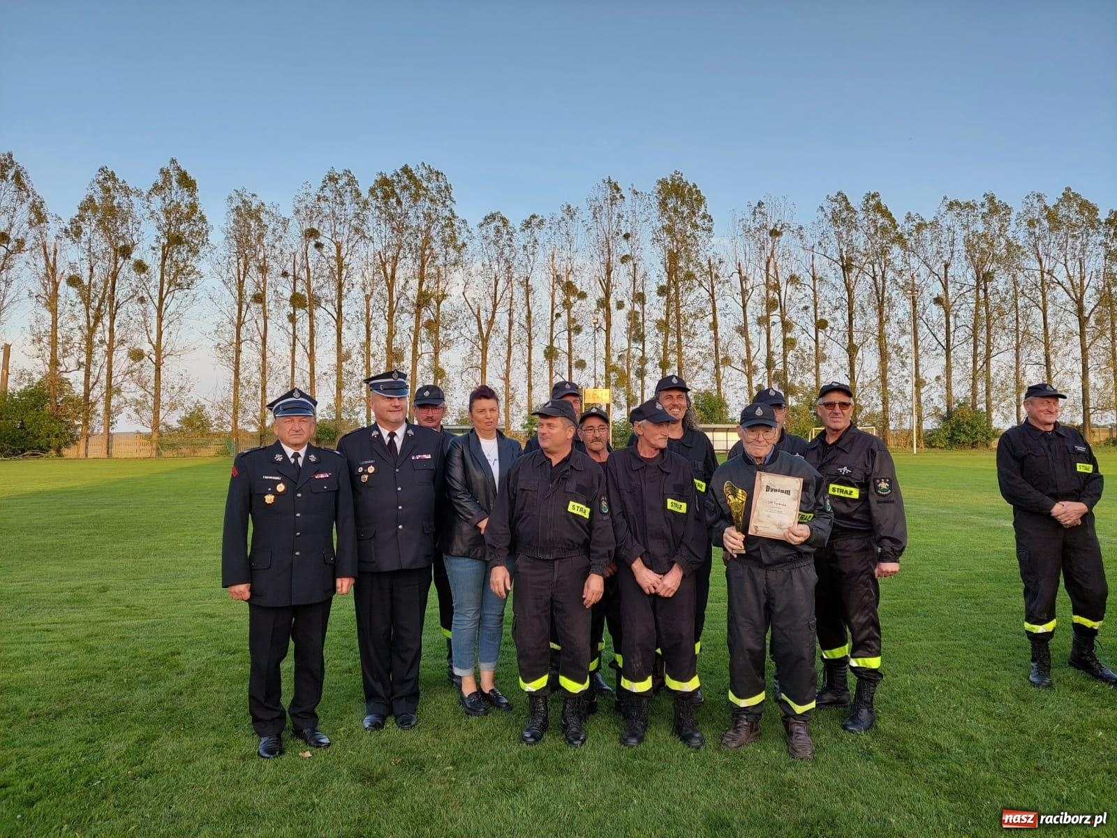 Zdjęcie w galerii na portalu naszraciborz.pl: Seniorzy z Owsiszcz najlepsi w strażackiej rywalizacji [FOTO i WIDEO] wiadomości z regionu