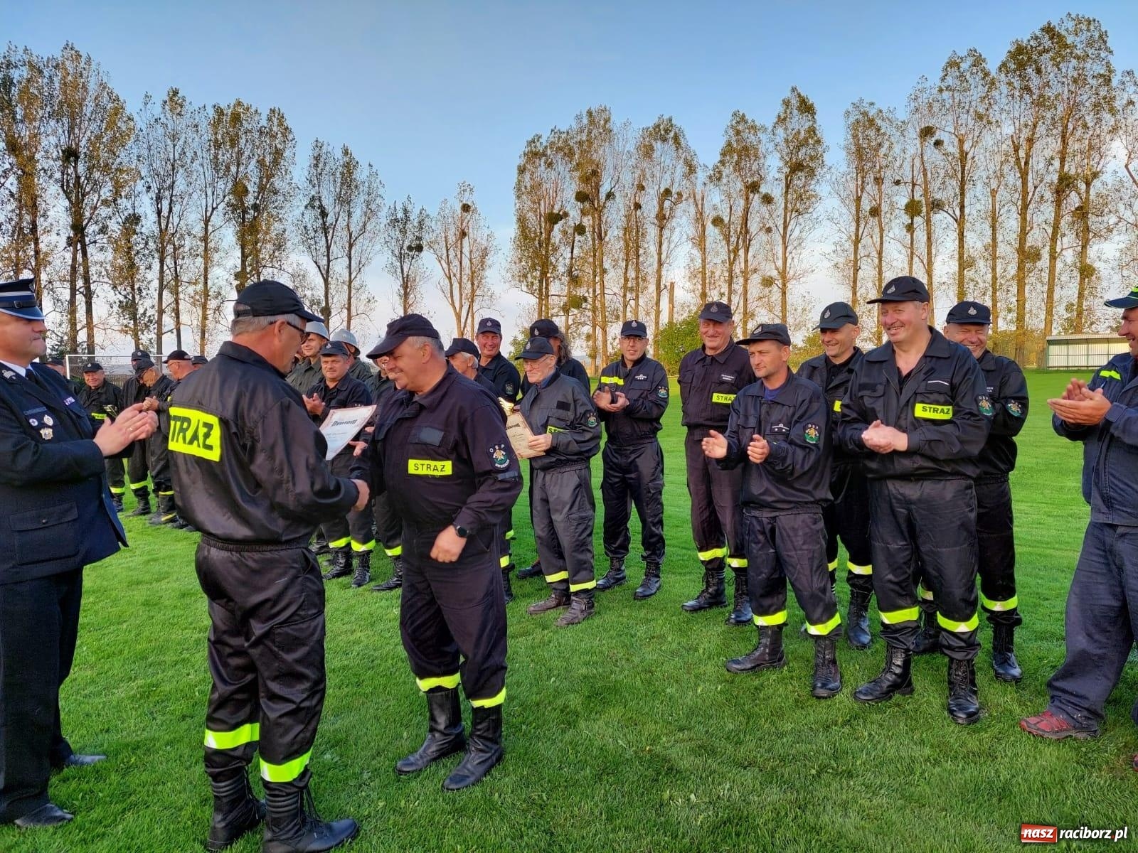 Zdjęcie w galerii na portalu naszraciborz.pl: Seniorzy z Owsiszcz najlepsi w strażackiej rywalizacji [FOTO i WIDEO] wiadomości z regionu