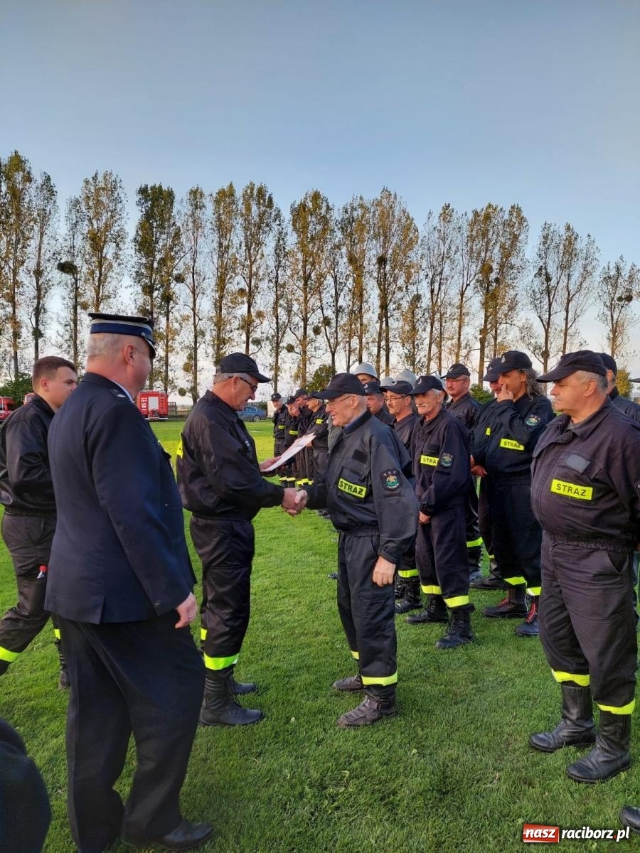 Zdjęcie w galerii na portalu naszraciborz.pl: Seniorzy z Owsiszcz najlepsi w strażackiej rywalizacji [FOTO i WIDEO] wiadomości z regionu