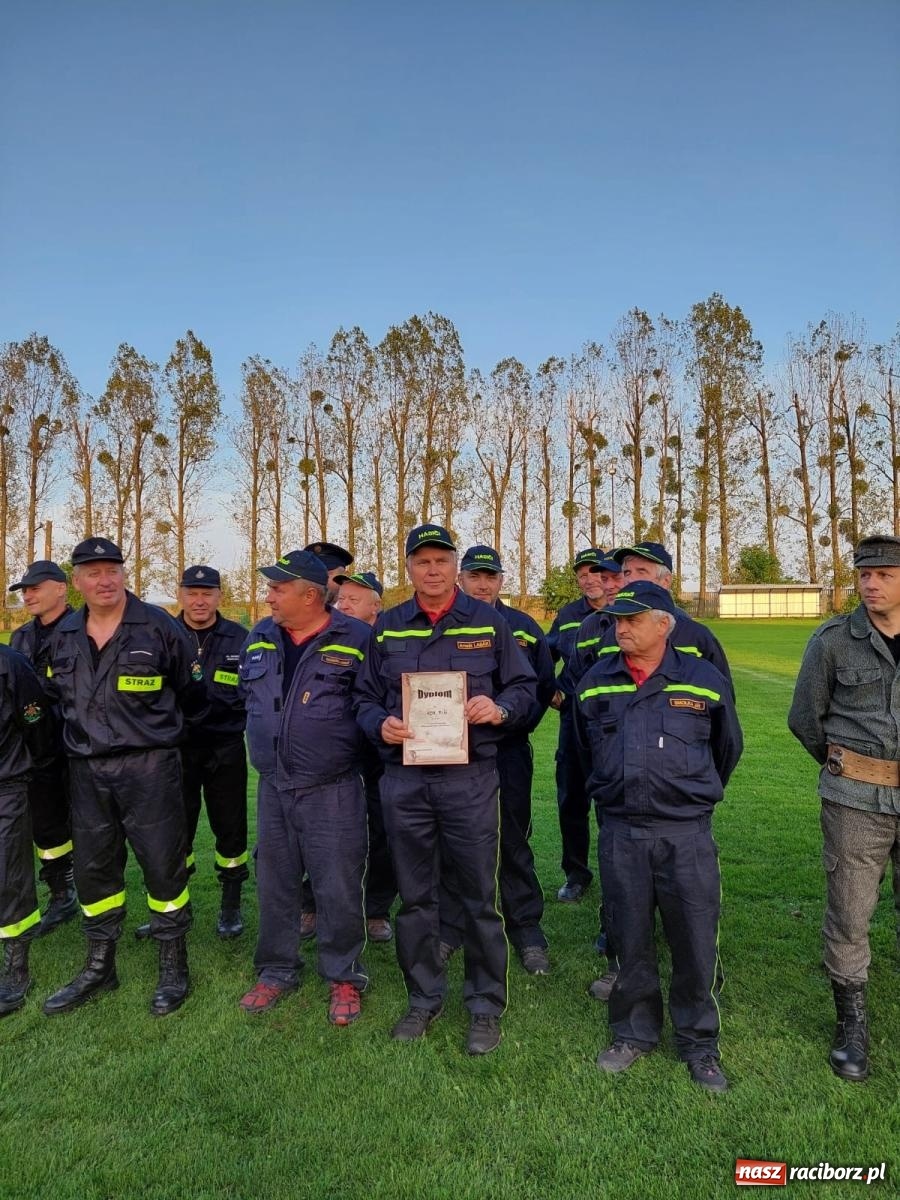 Zdjęcie w galerii na portalu naszraciborz.pl: Seniorzy z Owsiszcz najlepsi w strażackiej rywalizacji [FOTO i WIDEO] wiadomości z regionu