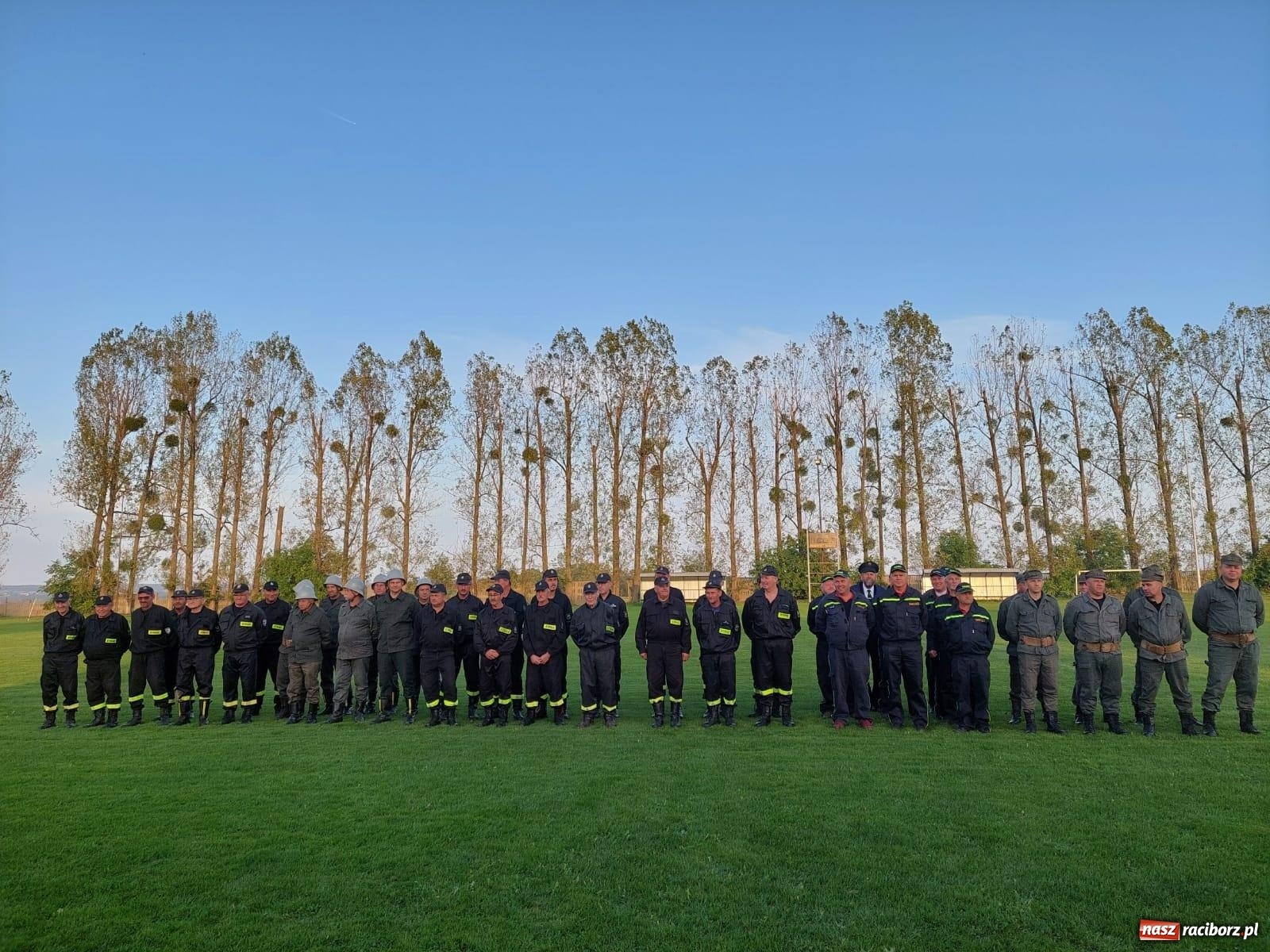 Zdjęcie w galerii na portalu naszraciborz.pl: Seniorzy z Owsiszcz najlepsi w strażackiej rywalizacji [FOTO i WIDEO] wiadomości z regionu
