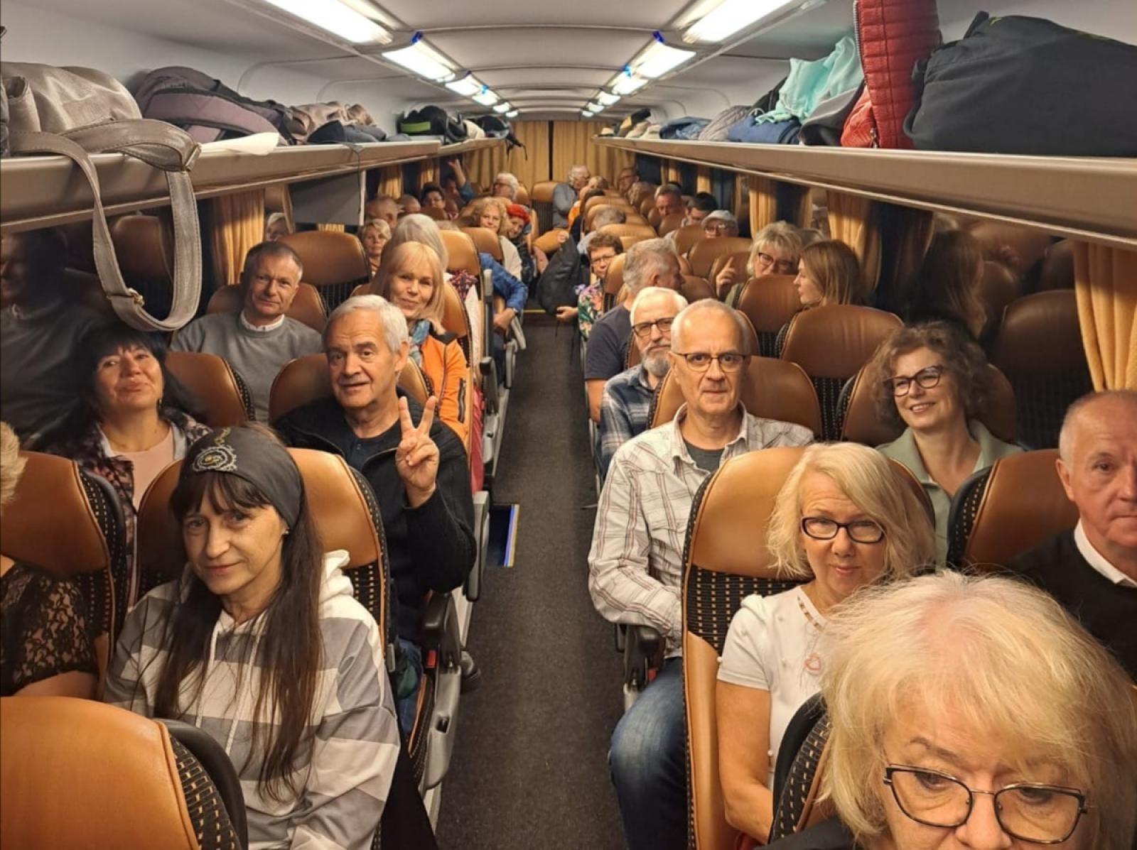 Zdjęcie w galerii na portalu naszraciborz.pl: Marsz Miliona Serc. Raciborska ekipa w stolicy wiadomości z regionu