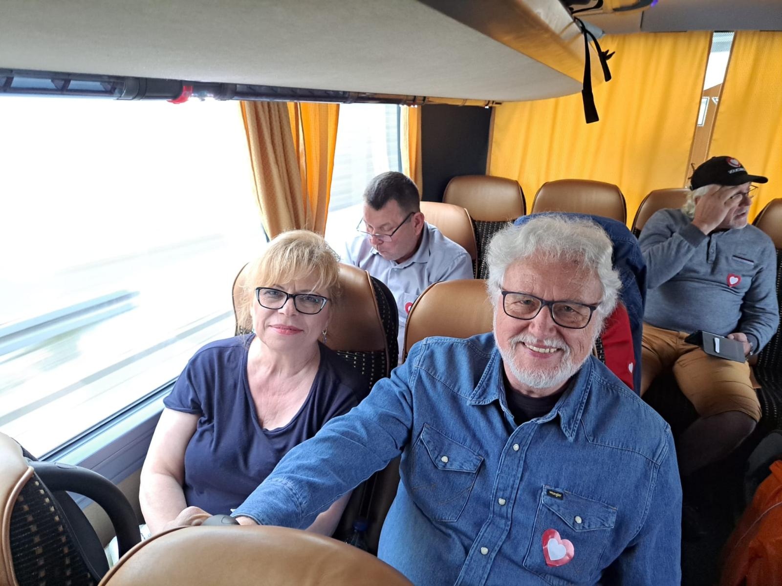 Zdjęcie w galerii na portalu naszraciborz.pl: Marsz Miliona Serc. Raciborska ekipa w stolicy wiadomości z regionu