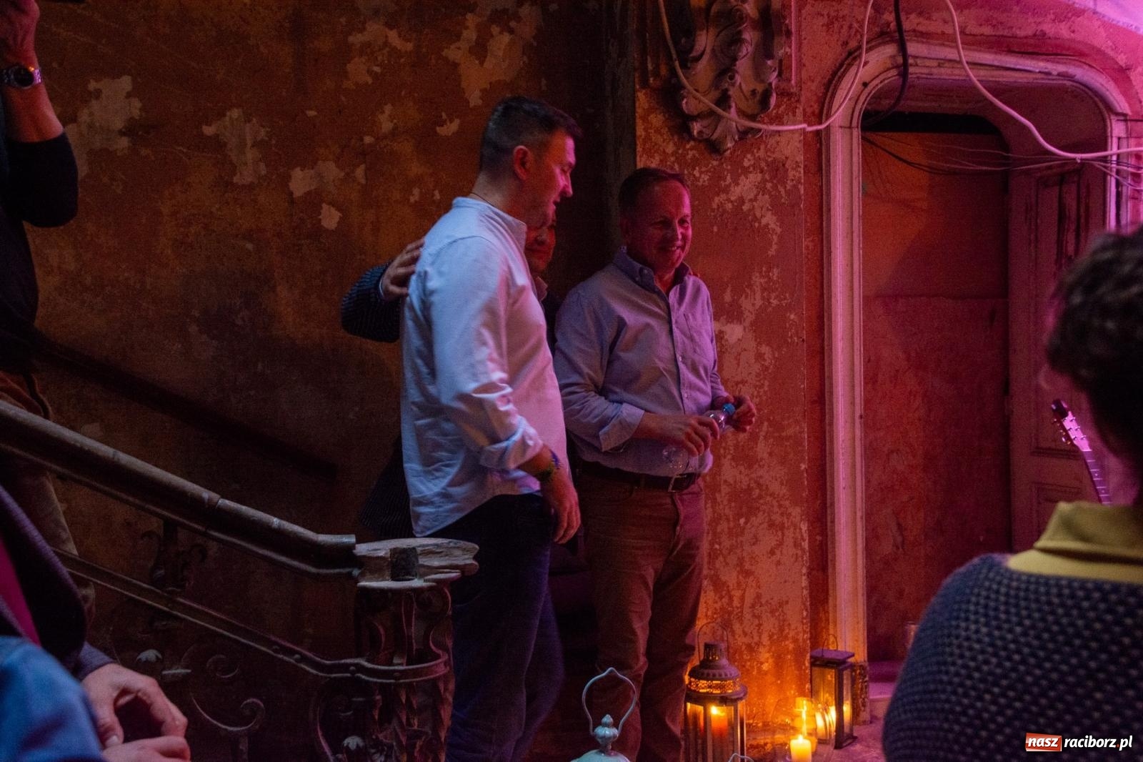 Zdjęcie w galerii na portalu naszraciborz.pl: Krowiarki: słoneczne dźwięki w starym pałacu [FOTO i WIDEO] wiadomości z regionu