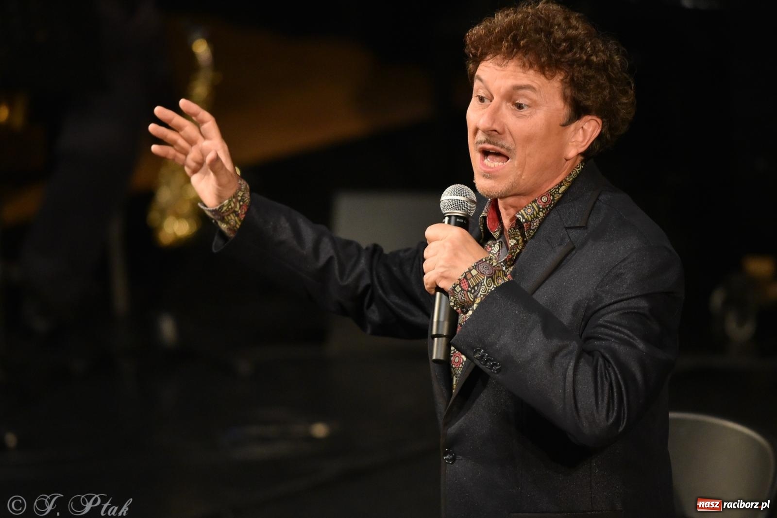 Zdjęcie w galerii na portalu naszraciborz.pl: Tych lat nie odda nikt. Rewia przebojów w RCK [FOTO i WIDEO] wiadomości z regionu