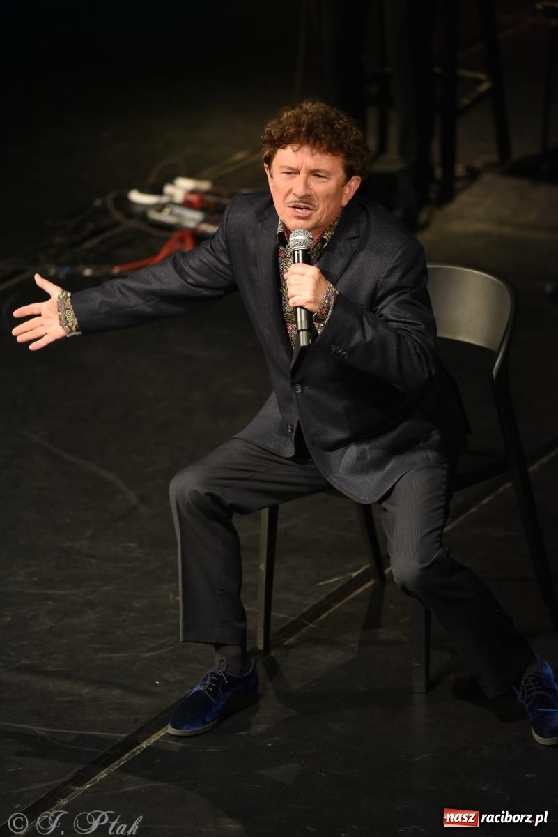 Zdjęcie w galerii na portalu naszraciborz.pl: Tych lat nie odda nikt. Rewia przebojów w RCK [FOTO i WIDEO] wiadomości z regionu