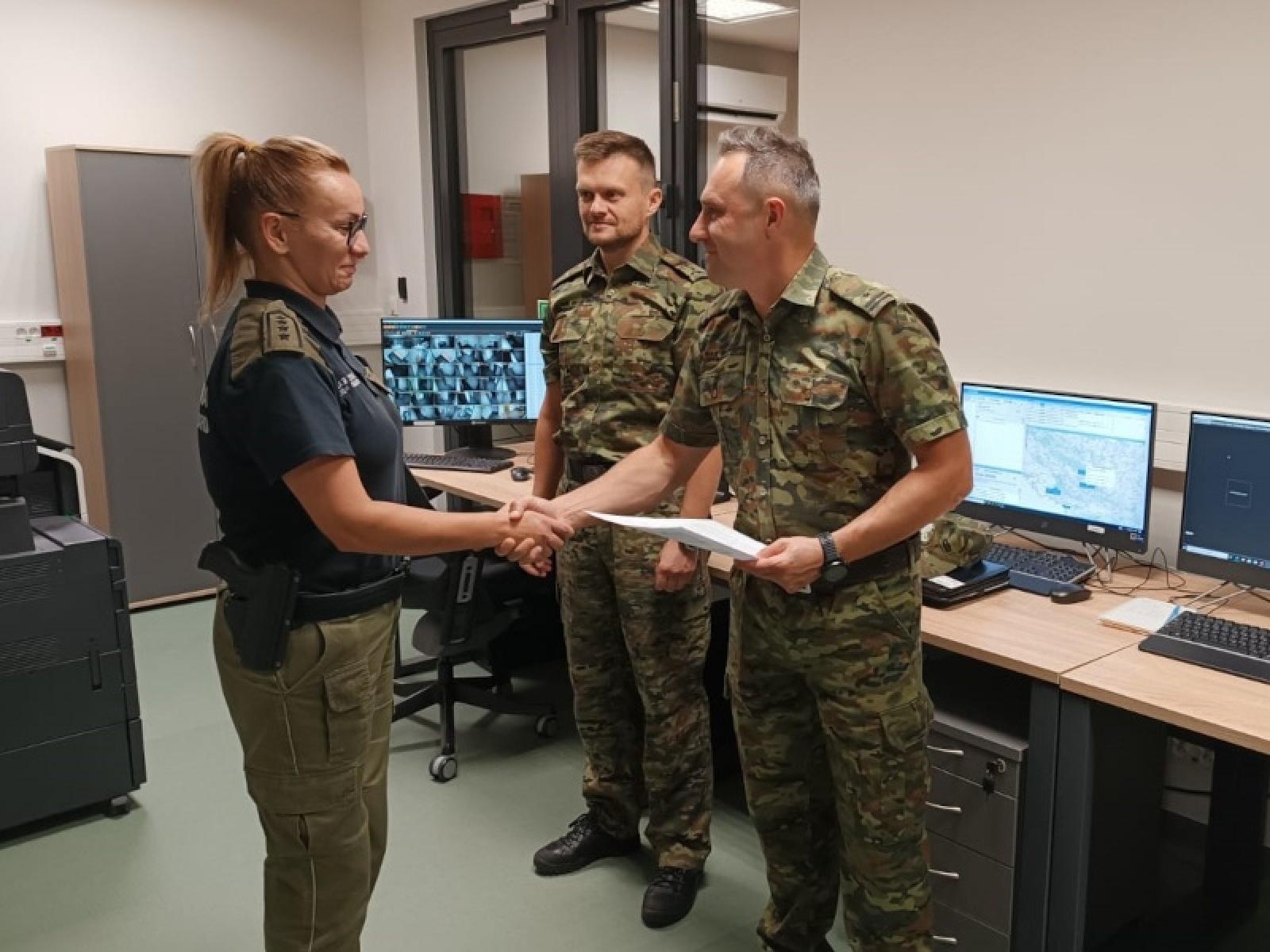 Zdjęcie w galerii na portalu naszraciborz.pl: Śląski Oddział SG z Raciborza ma nową placówkę graniczną wiadomości z regionu