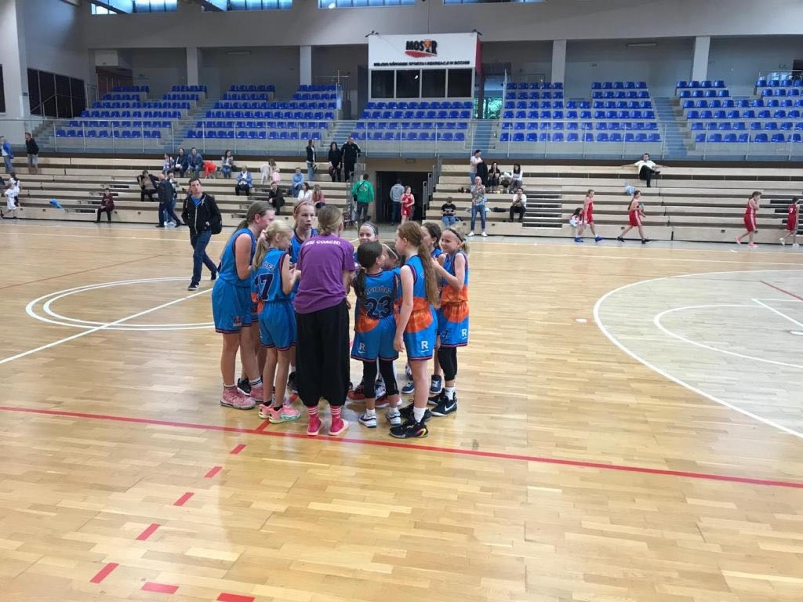 Zdjęcie w galerii na portalu naszraciborz.pl: Turniejowy wrzesień koszykarek Minibasketball Racibórz wiadomości z regionu